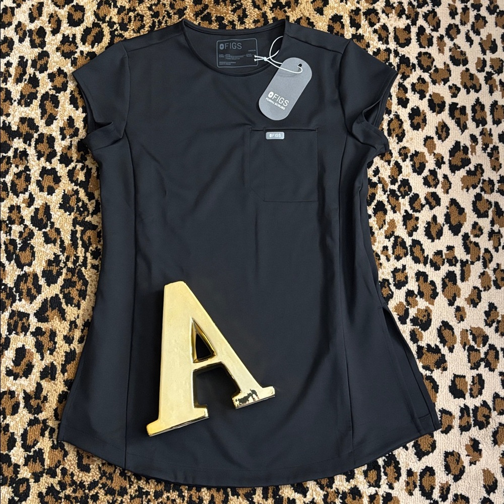 ❌❌SOLD❌❌ FIGS Form X Scrub Top